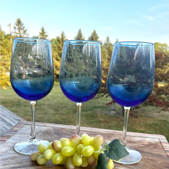 Pier 1 Cobalt Blue Balloon Clear Water Wine Goblets Stemware Set Of 3 - Picture 7 of 8